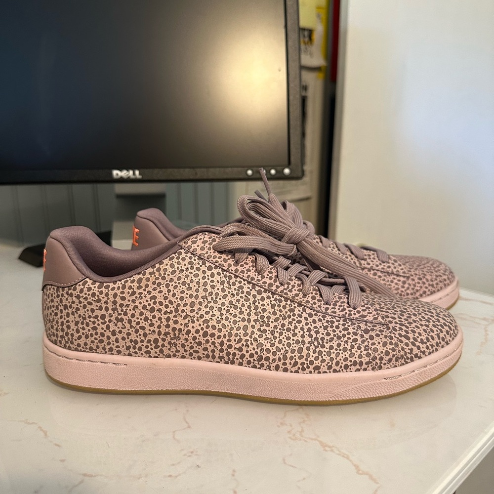 NWOT - Nike Women Classic Ultra PRM 749647 500 Purple Smoke size 10 - Picture 2 of 6